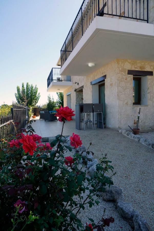 Villa Nikolina Dhrousha Exterior foto